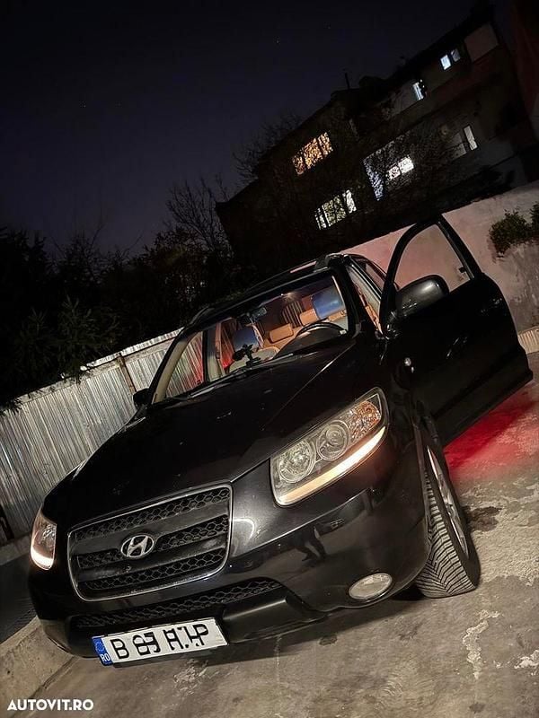 Culoarenegru Utilizat 2006 Hyundai Santa Fe SUV | 4.250 EUR (Preț OK) - Imagine 1/4