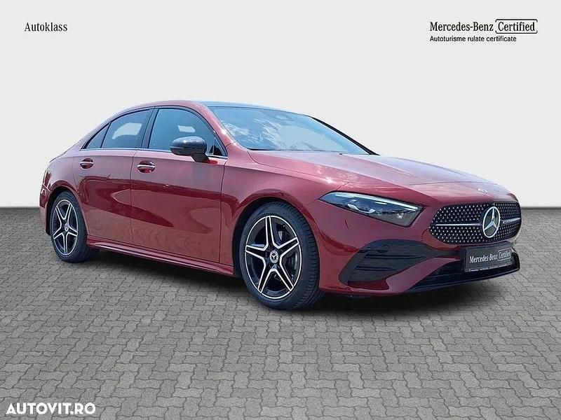 Rosu Utilizat 2023 Mercedes A200 Berlinǎ | 40.500 EUR - Imagine 1/3