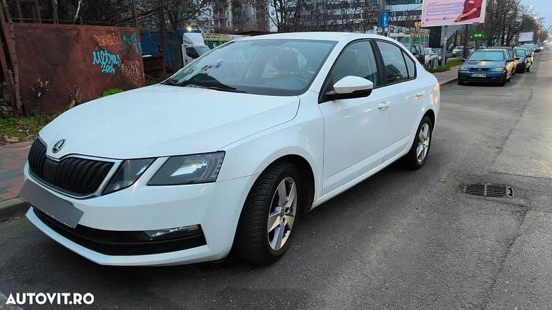 Culoarealb Utilizat 2017 Skoda Octavia Berlinǎ | 10.450 EUR (Preț OK) - Imagine 1/4
