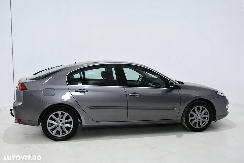 Second-hand Renault Laguna III LIMITED 110 CP (80 kW) 2015 Culoaregri Berlinǎ