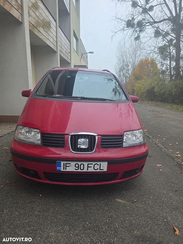 Culoarerosu Utilizat 2006 Seat Alhambra Reference Monovolum | 3.900 EUR (Preț OK) - Imagine 1/4