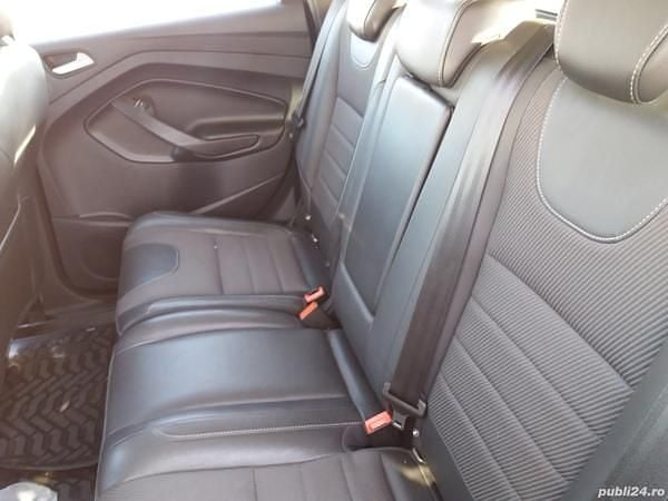 Second-hand Ford Kuga 140 CP (102 kW) 2015 Albastru SUV