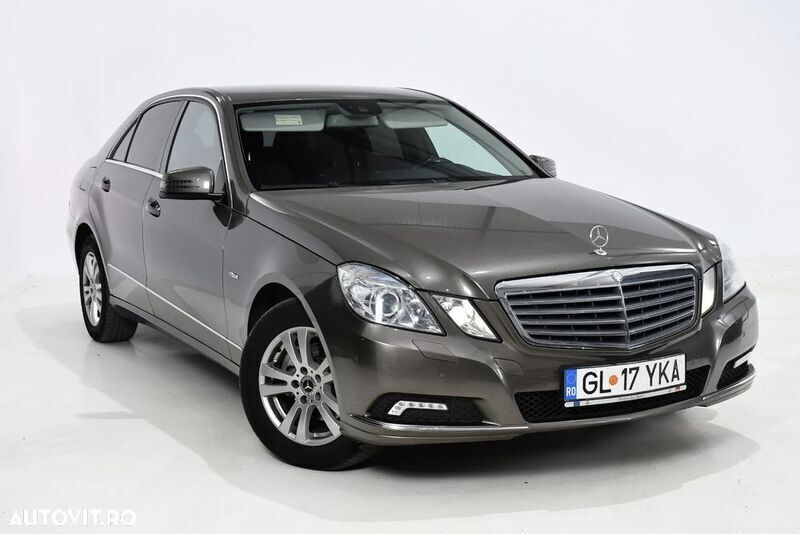Maro Utilizat 2010 Mercedes E220 Berlinǎ | 7.750 EUR (Preț OK) - Imagine 1/4