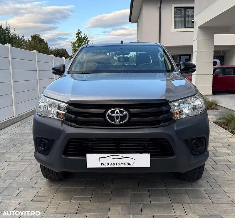 Culoaregri Utilizat 2019 Toyota HiLux Style Pickup | 25.999 EUR (Preț bun) - Imagine 1/4