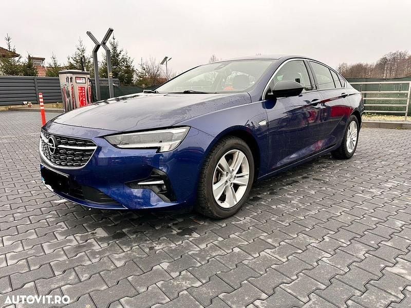 Culoarealbastru Utilizat 2021 Opel Insignia Elegance Berlinǎ | 14.350 EUR (Preț OK) - Imagine 1/4