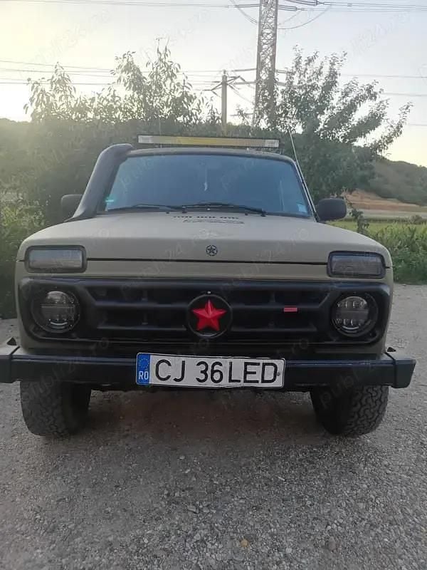 Utilizat 2015 Lada niva SUV | 9.000 EUR - Imagine 1/4