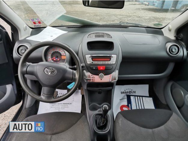 Maro Utilizat 2009 Toyota Aygo Hatchback | 2.499 EUR - Imagine 1/4