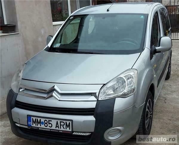 Gri Utilizat 2011 Citroën Berlingo Monovolum | 4.300 EUR (Preț OK) - Imagine 1/4