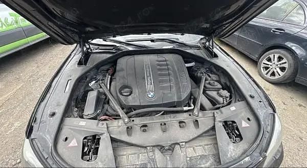 Second-hand BMW 740 306 CP (225 kW) 2011 Berlinǎ