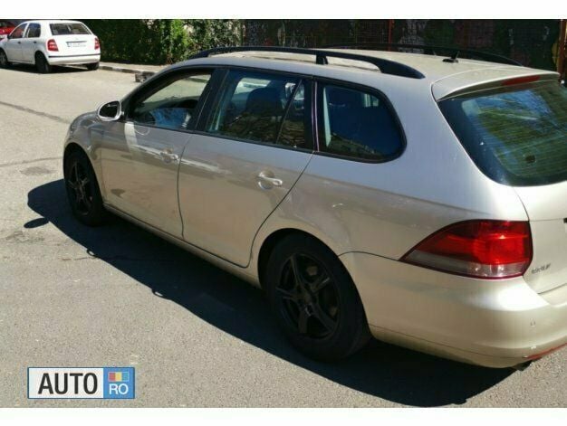 Bej Utilizat 2013 VW Golf VII Break | 5.650 EUR (Preț OK) - Imagine 1/4