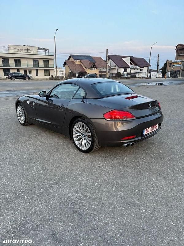 Second-hand BMW Z4 204 CP (150 kW) 2011 Culoaremaro Cabrio