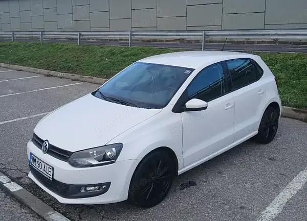 Second-hand VW Polo 75 CP (55 kW) 2011 Alb Hatchback