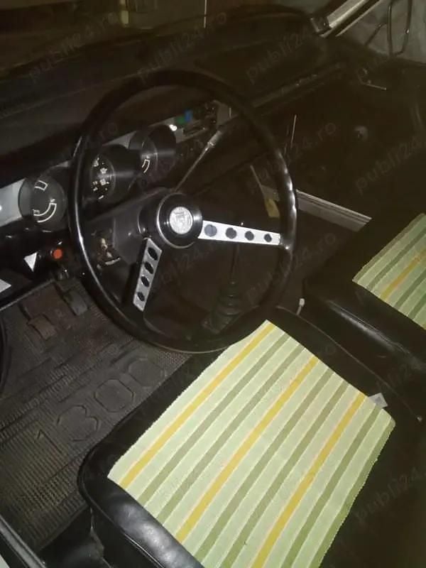 Second-hand Dacia 1300 54 CP (39 kW) 1975 Berlinǎ