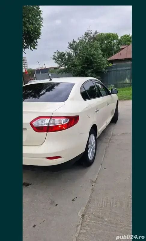 Utilizat 2013 Renault Fluence Berlinǎ | 4.800 EUR (Preț OK) - Imagine 1/4