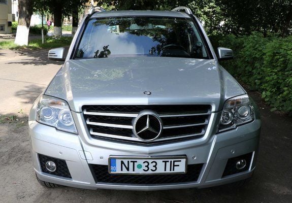 Second-hand Mercedes GLK250 204 CP (150 kW) 2011 Argintiu SUV