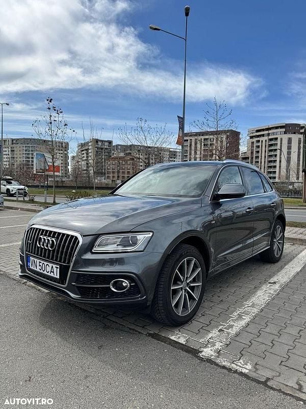 Second-hand Audi Q5 Comfort 258 CP (189 kW) 2016 Culoaregri SUV
