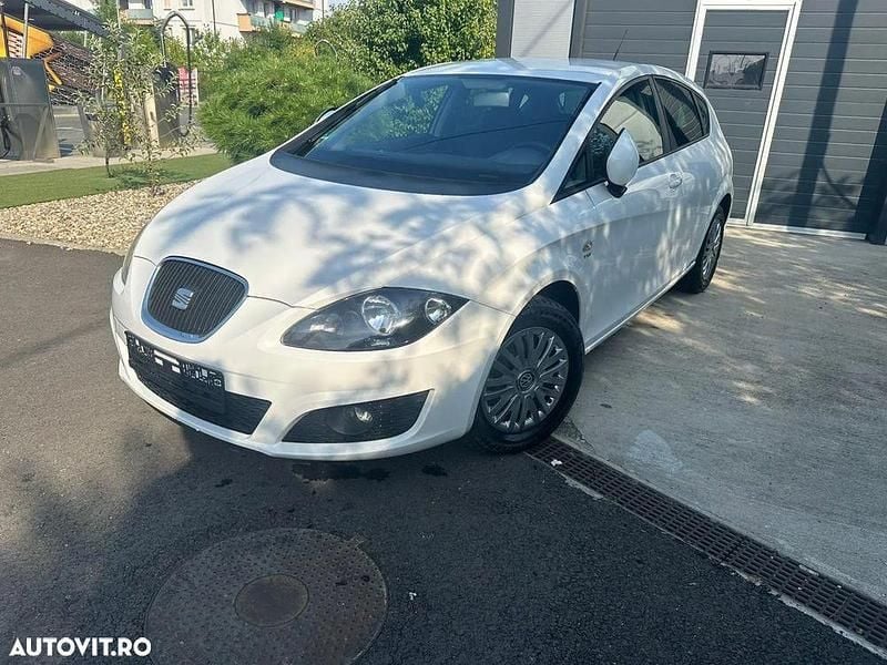 Culoarealb Utilizat 2009 Seat Leon CONNECT Hatchback | 3.900 EUR (Preț OK) - Imagine 1/4