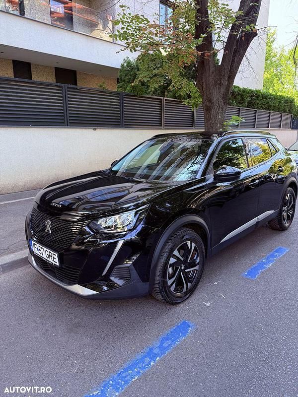 Culoarenegru Utilizat 2020 Peugeot 2008 Active SUV | 18.000 EUR (Scump) - Imagine 1/4