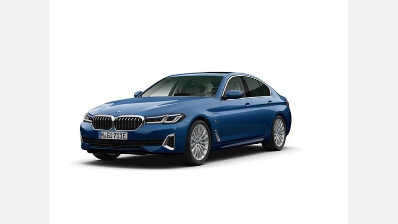 Phytonic blue metallic metalizat Utilizat 2023 BMW 530e Comfort Edition Berlinǎ | 44.746 EUR (Scump) - Imagine 1/4