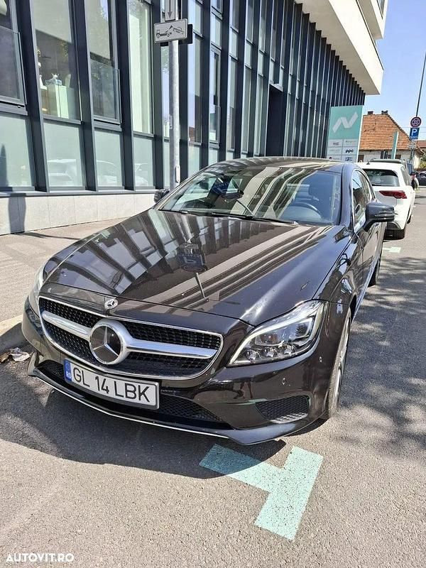 Culoarenegru Utilizat 2017 Mercedes CLS350 Coupe | 22.200 EUR (Preț OK) - Imagine 1/4