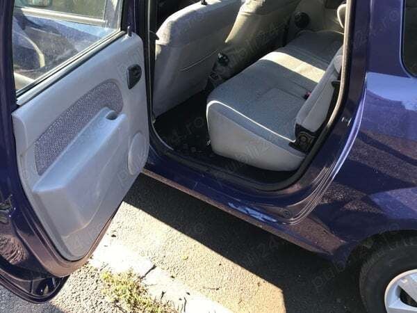 Second-hand Dacia Logan Lauréate 85 CP (62 kW) 2007 Albastru Berlinǎ