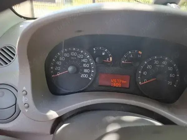 Utilizat 2004 Fiat Panda Hatchback | 3.000 EUR - Imagine 1/4