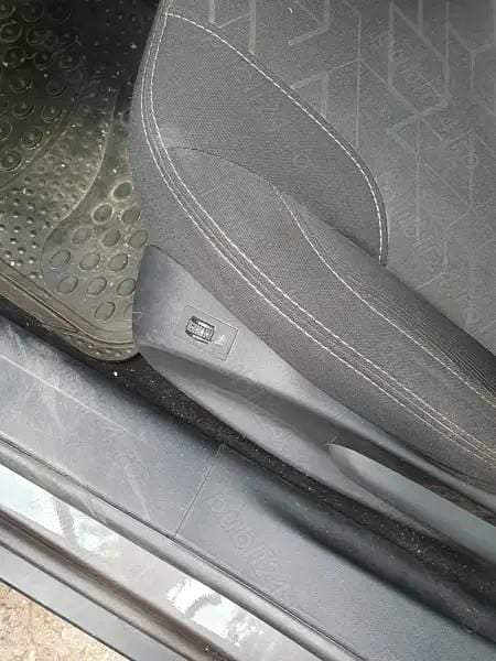 Second-hand Peugeot 2008 99 CP (72 kW) 2016 Gri SUV