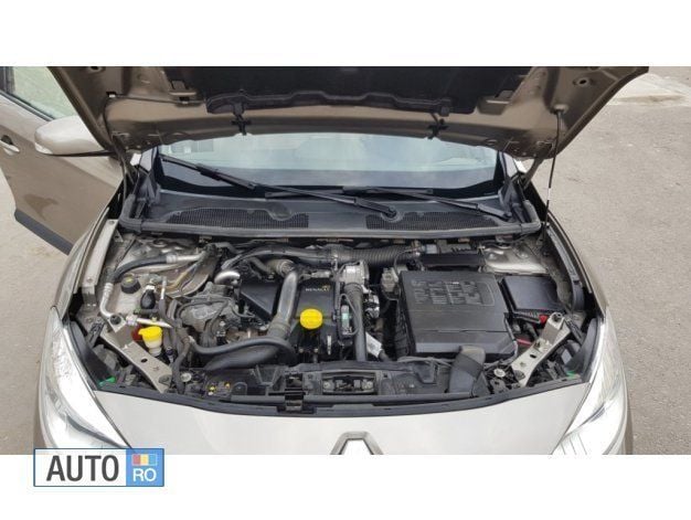 Second-hand Renault Fluence 66 kW (90 CP) 2011 Bej metalizat Berlinǎ