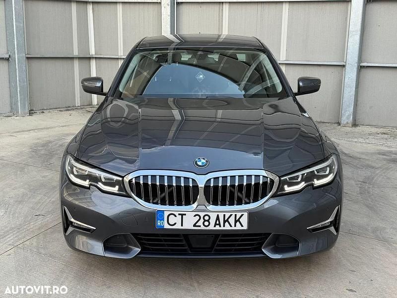 Gri Utilizat 2020 BMW 330e Berlinǎ | 24.950 EUR (Super Preț) - Imagine 1/4