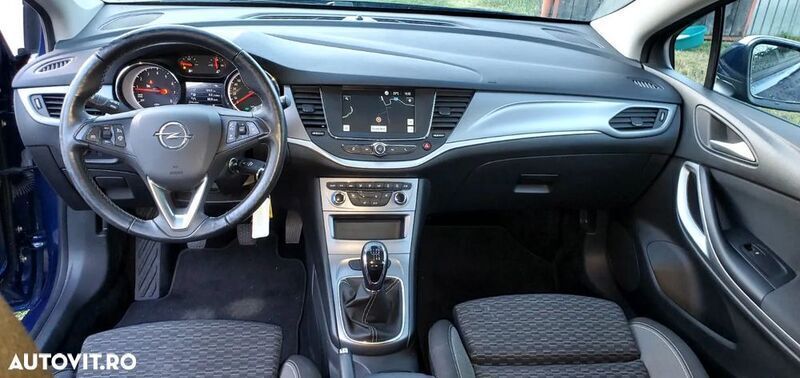 Second-hand Opel Astra Business Edition 130 CP (95 kW) 2020 Albastru Break