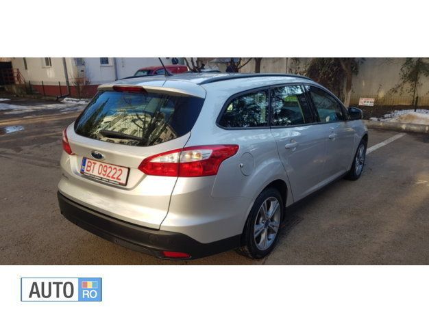 Second-hand Ford Focus 116 CP (85 kW) 2014 Argintiu Break