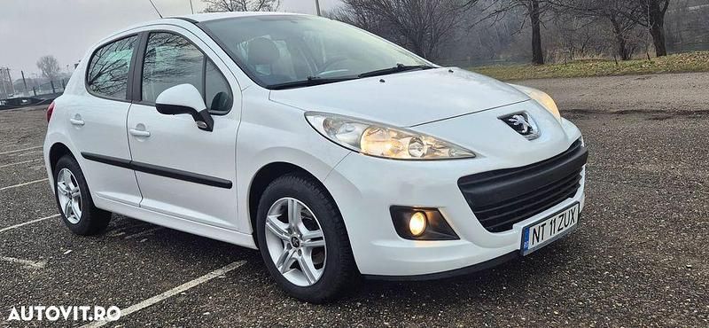 Second-hand Peugeot 207 70 CP (51 kW) 2010 Culoarealb
