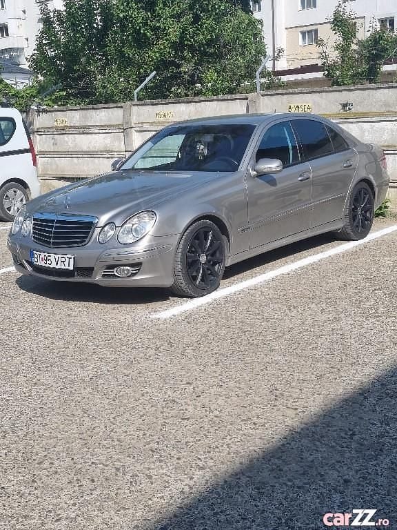 Second-hand Mercedes E220 2008 Berlinǎ