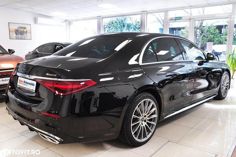 Second-hand Mercedes S500 435 CP (319 kW) 2023 Culoarenegru Berlinǎ