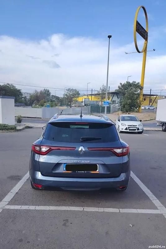 Second-hand Renault Mégane IV LIMITED 140 CP (102 kW) 2019 Gri Break