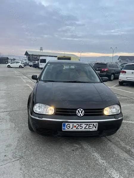 Utilizat 2003 VW Golf IV Berlinǎ | 1.450 EUR (Preț OK) - Imagine 1/4