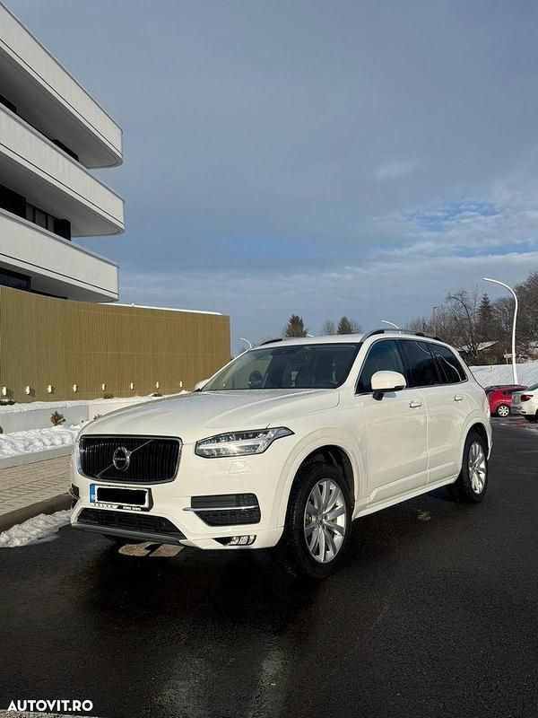 Culoarealb Second-hand 2018 Volvo XC90 Momentum SUV | 30.900 EUR (Super Preț) - Imagine 1/4