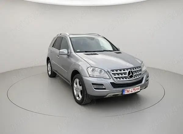 Gri Utilizat 2011 Mercedes ML350 Edition SUV | 8.000 EUR (Preț bun) - Imagine 1/4