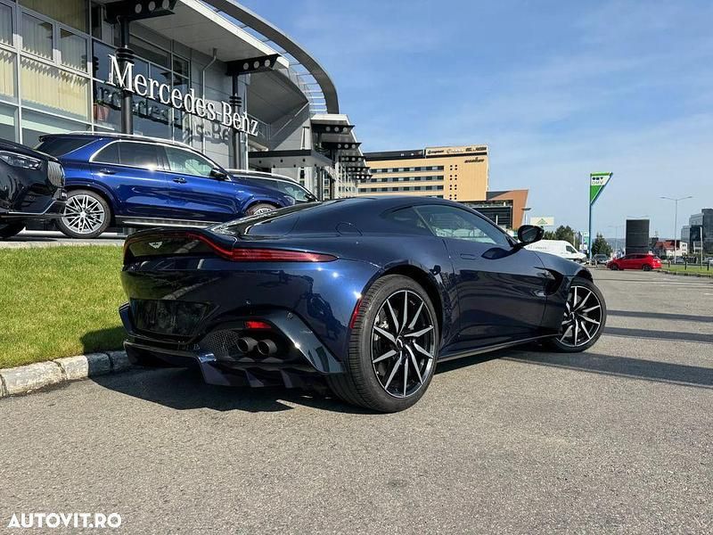 Second-hand Aston Martin V8 Vantage 510 CP (375 kW) 2019 Culoarealbastru Coupe