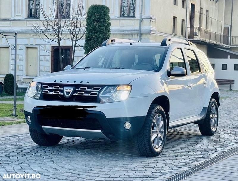 Culoarealb Utilizat 2014 Dacia Duster Prestige SUV | 8.200 EUR (Preț OK) - Imagine 1/4