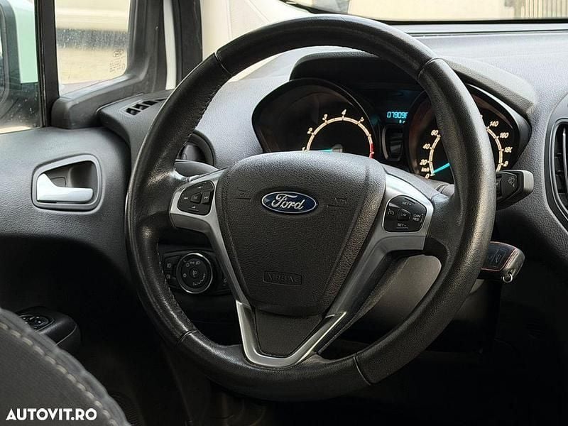 Second-hand Ford Tourneo Courier Trend 100 CP (73 kW) 2016 Culoarealb Monovolum
