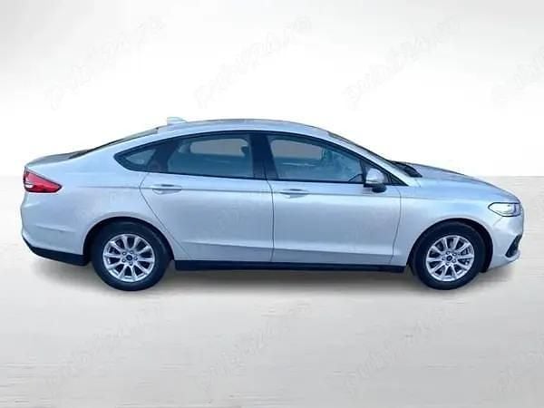 Second-hand Ford Mondeo Trend 187 CP (137 kW) 2022 Berlinǎ