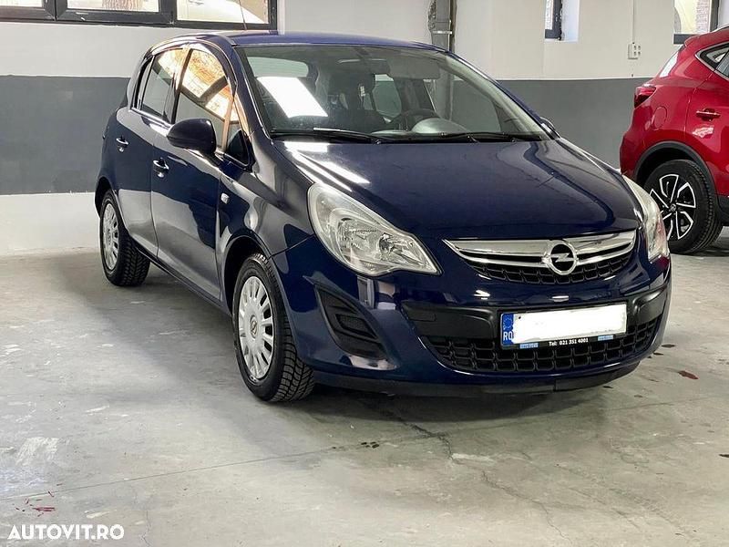 Second-hand Opel Corsa Enjoy 70 CP (51 kW) 2015 Culoarealbastru Hatchback