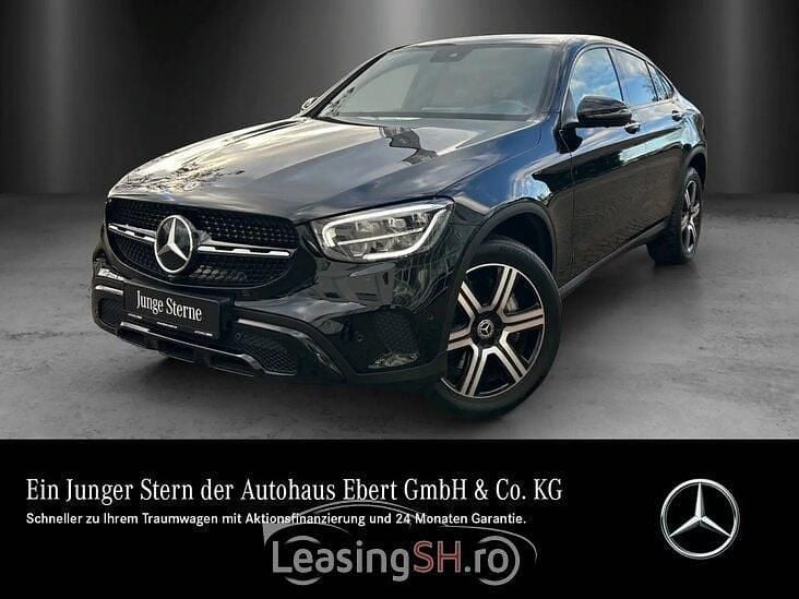 Negru Utilizat 2021 Mercedes GLC300 Night | 52.044 EUR (Preț OK) - Imagine 1/4