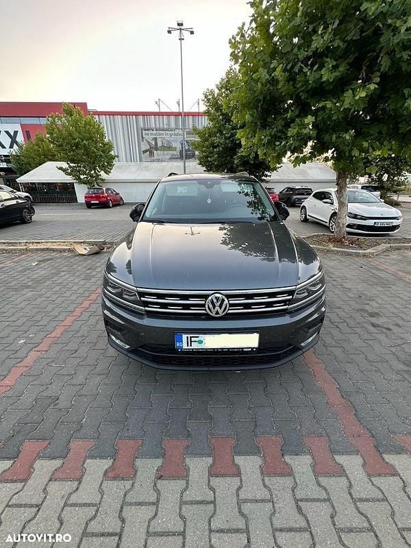 Culoaregri Utilizat 2017 VW Tiguan SUV | 18.500 EUR (Preț bun) - Imagine 1/4