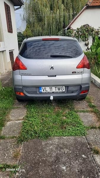Argintiu Utilizat 2012 Peugeot 3008 SUV | 6.000 EUR (Preț OK) - Imagine 1/4