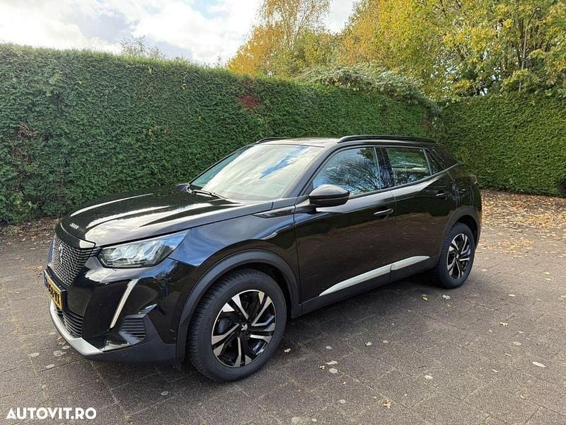 Culoareportocaliu Utilizat 2020 Peugeot 2008 Allure SUV | 13.800 EUR (Preț OK) - Imagine 1/4