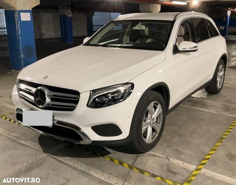 Culoarealb Utilizat 2017 Mercedes GLC220 SUV | 18.000 EUR (Preț OK) - Imagine 1/4