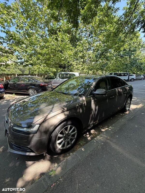 Bej Utilizat 2015 Audi A4 Berlinǎ | 10.900 EUR (Preț OK) - Imagine 1/4