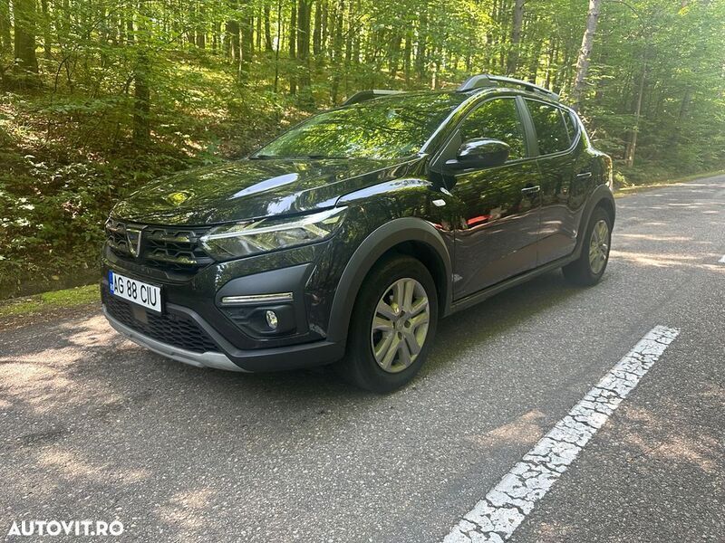 Negru Utilizat 2022 Dacia Sandero Comfort Hatchback | 12.500 EUR (Preț OK) - Imagine 1/4